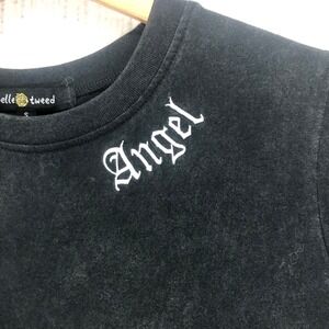 Belle Tweed Black Angel Embroidered Graphic T-Shirt Womens Size S‎